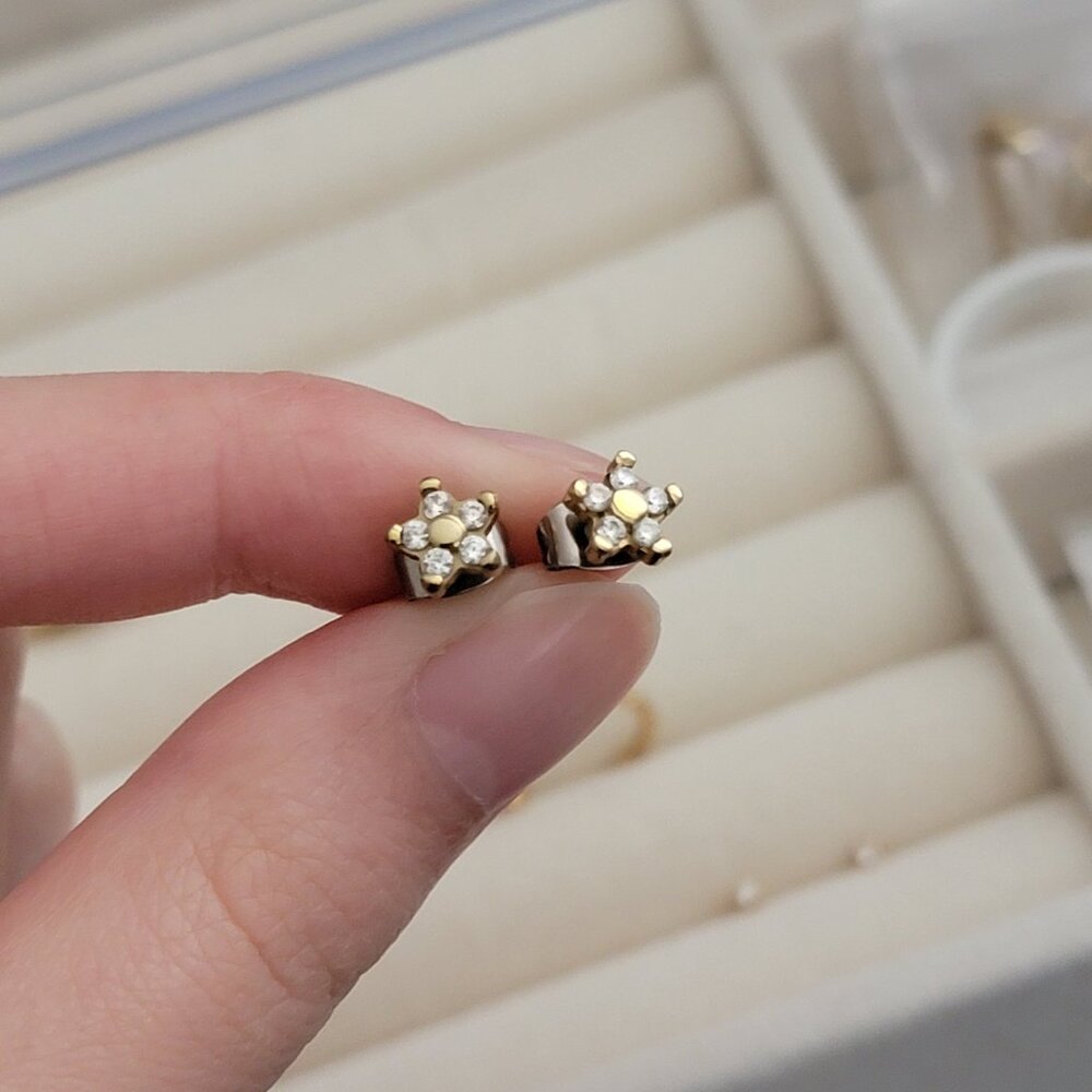 Dainty floral studs